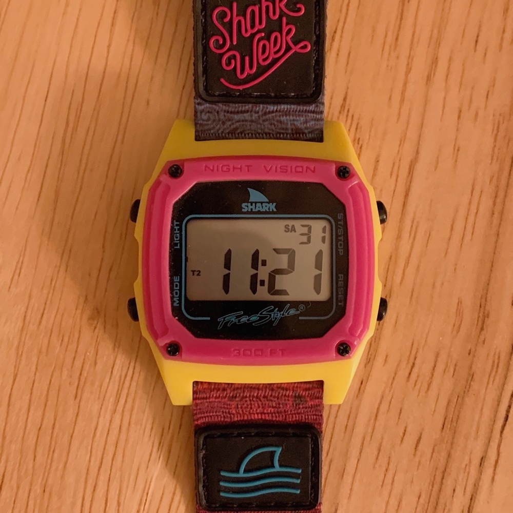 Freestyle Watch | Shark Week Retro Fin